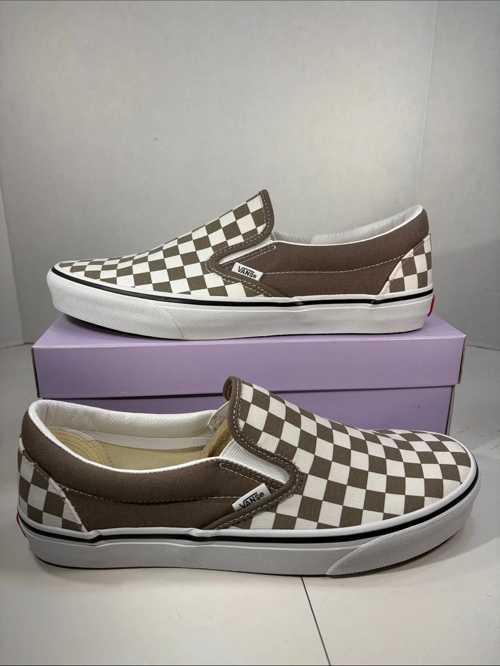 NWT Vans Classic Checkerboard Slip-Ons Men’s 10 - Picture 1 of 10